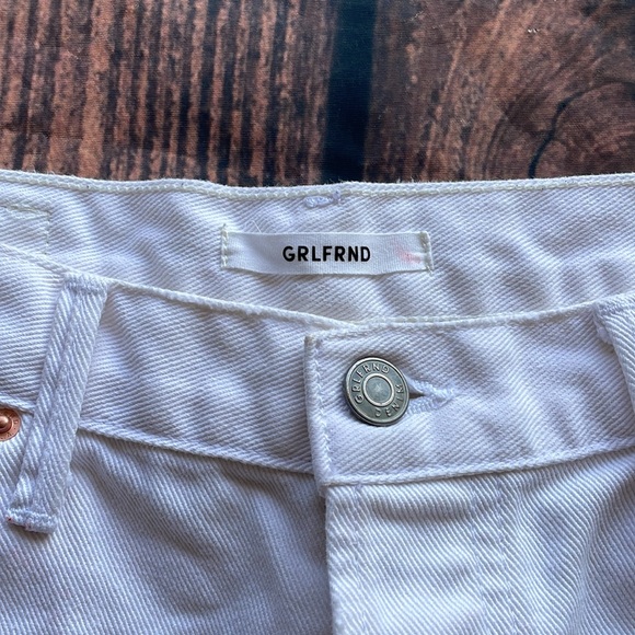 GRLFRND Adriana Mid-Rise Shorts - Picture 4 of 5